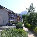 T2 Saint-lary Thermes, Jardinet, Vue Montagne, Navettes Gratuites *